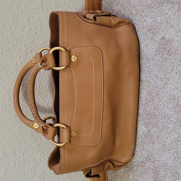 Celine - Picture 2 of 16